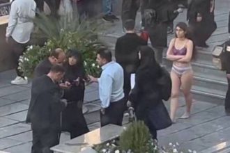 Iράν: Αγωνία για την τύχη της φοιτήτριας με τα εσώρουχα - To καθεστώς φοβάται νέα «επανάσταση»