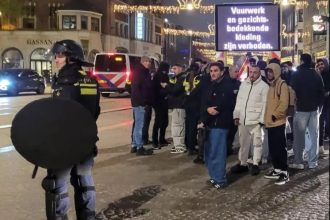 Κατάσταση πολιορκίας στο Άμστερνταμ μετά τα άγρια επεισόδια εναντίον ισραηλινών - Για νέα 7η Οκτωβρίου κάνει λόγο το Ισραήλ