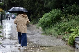 Καιρός «τύπου Π» από την Τετάρτη: Έρχονται καταιγίδες, νοτιάδες, χιόνια και σκόνη