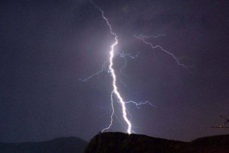 Ουγκάντα: Κεραυνός χτύπησε εκκλησία την ώρα της προσευχής – 14 νεκροί, ανάμεσά τους και παιδιά