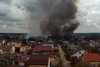 Πόλεμος στην Ουκρανία: Ήχησαν σειρήνες στο Κίεβο και σε άλλες περιφέρειες - Ποιες πρεσβείες είναι κλειστές