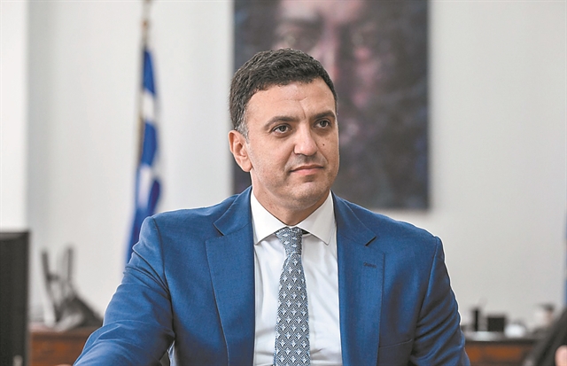 Συνάντηση Κικίλια με εποχικούς πυροσβέστες: «Το 2025 θα έχουν προσληφθεί πάνω από 1.600 άτομα»