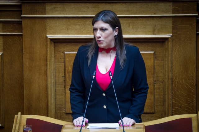 Ζωή Κωνσταντοπούλου: «Τόσο πολύ φοβάστε την Κοινωνία;»