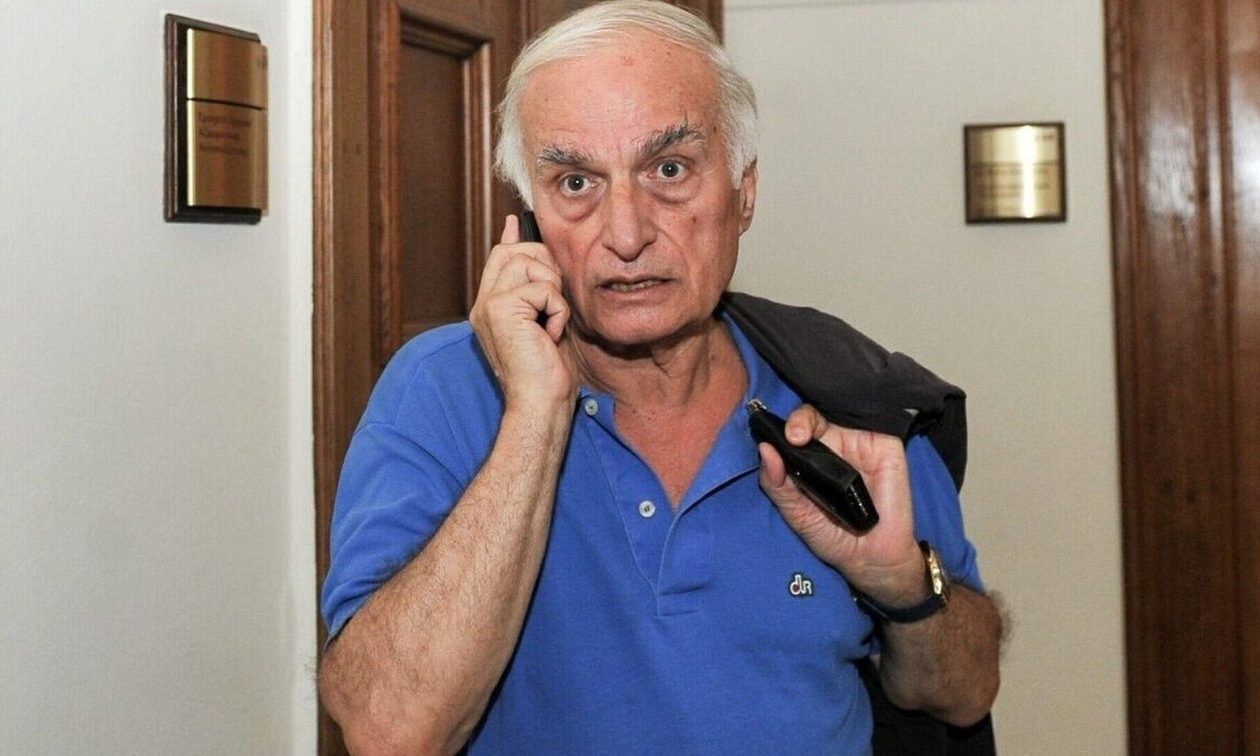 Μανώλης Μαυρομμάτης: Ο δύσκολος αγώνας του μετά τη φωτιά στο διαμέρισμά του στο Κολωνάκι