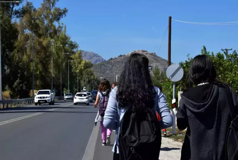 Αλλάζουν όλα στις σχολικές εκδρομές: Πότε θα αποβάλλονται οι μαθητές και πότε δεν θα έχουν την ευθύνη τους οι καθηγητές