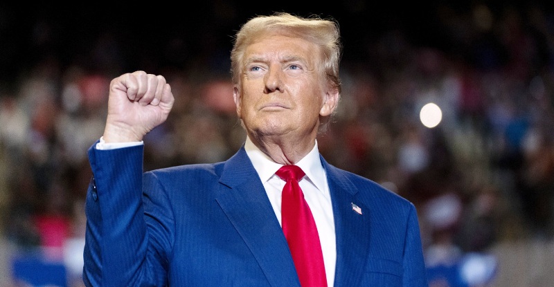 Ο Τραμπ δείχνει τις προθέσεις του με το... καλημέρα - Πρώτη προτεραιότητα η μαζική απέλαση μεταναστών - Πρόθυμος για συνομιλίες με Πούτιν