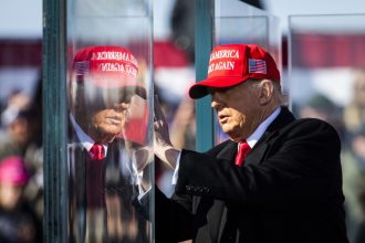 Εκλογές ΗΠΑ 2024 - Τραμπ: Δεν θα έπρεπε να είχα φύγει από τον Λευκό Οίκο το 2020