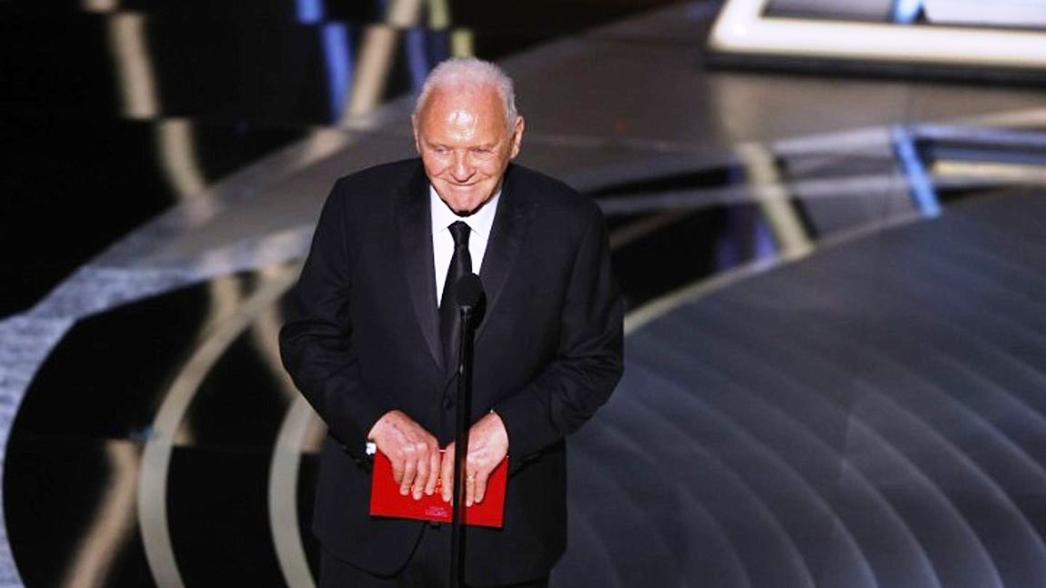 Χόπκινς, Πάικ και Κάμπερμπατς πρωταγωνιστές στη νέα ταινία του Γκάι Ρίτσι!