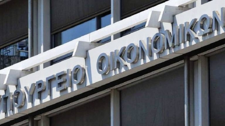 ΥΠΕΘΟ: Η οικονομία καλύπτει κάθε μέρα το χαμένο έδαφος