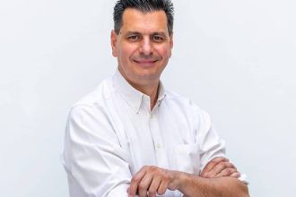 Πέτρος Ψωμάς: Ευτυχής, παρηγοριά...