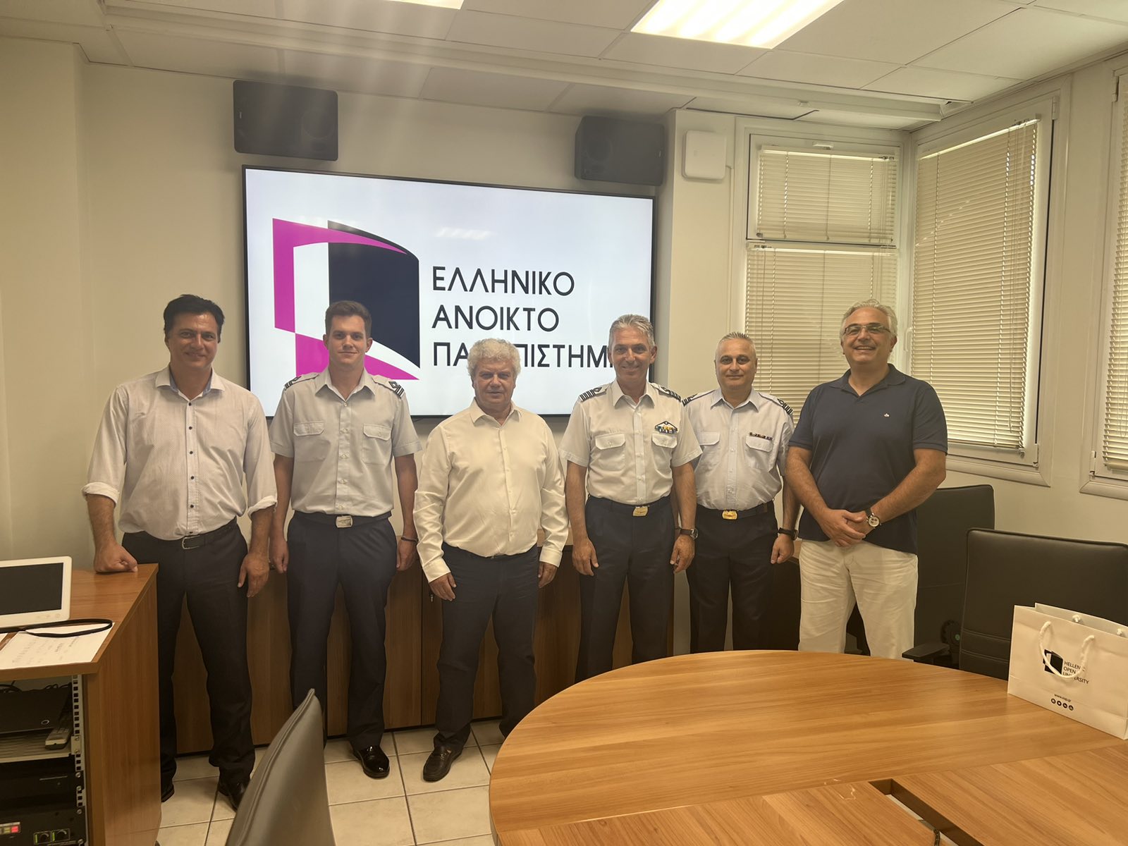 Επίσκεψη του Διοικητή της 116ης Πτέρυγας Μάχης της Πολεμικής Αεροπορίας στο Ελληνικό Ανοικτό Πανεπιστήμιο
