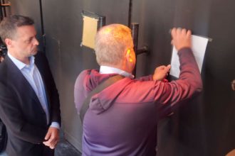 Όταν ο πρύτανης συνάντησε το Νιόνιο