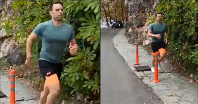 Ο Κασσελάκης έτρεχε και οι συνεργάτες ήταν στο τσιπουράδικο