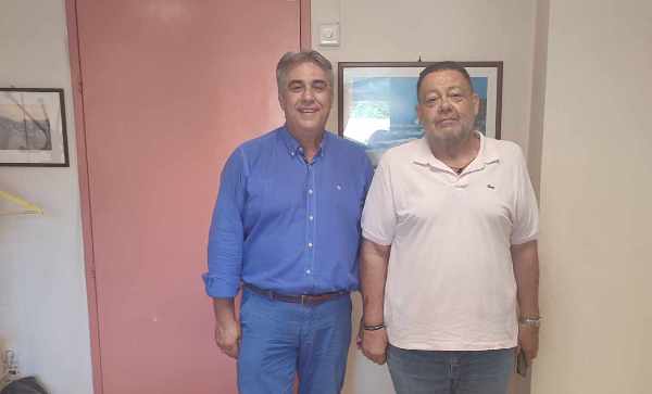 Επαφές του Δημήτρη Μπαρμπούνη στον ΕΦΚΑ