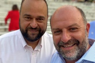 Βαγγέλης Καραχάλιος: Μαζί με τον Βασίλη για τη νίκη