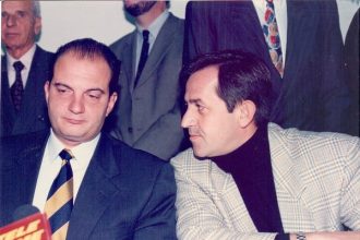 Ν. Νικολόπουλος: Ο Καραμανλής με την αποχώρησή του στέλνει μήνυμα