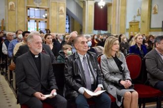 Η Βίβιαν Σαμούρη στην Χριστουγεννιάτικη συναυλία στον Καθολικό Ναό