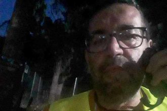 Ο Γιάννης Λάμπρου εθελοντής πυροπροστασίας