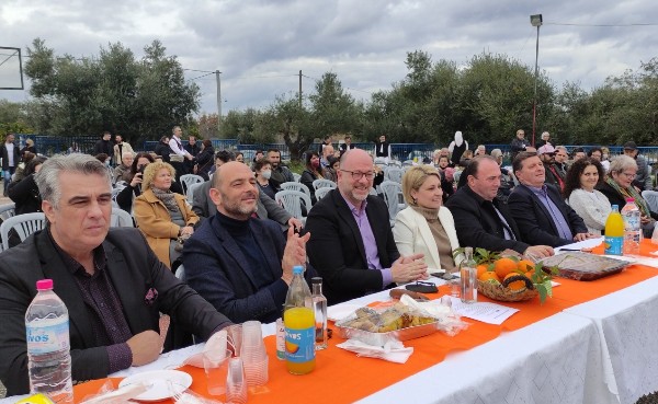 Πλήθος κόσμου στην γιορτή πορτοκαλιού από το σύλλογο Αλισσαίων "Πείρος" ΦΩΤΟ