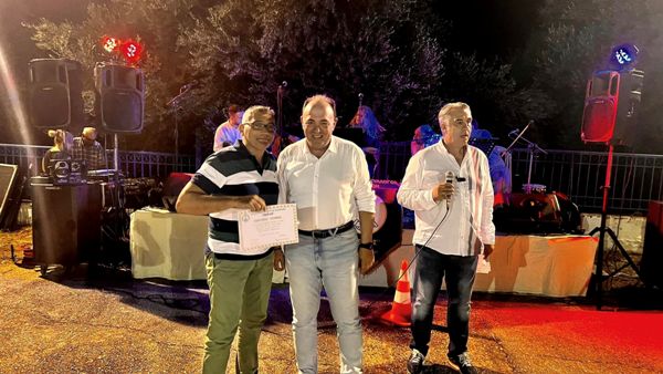 Έσυρε τον χορό ο Αντιπεριφερειάρχης Ανδρέας Φίλιας ΦΩΤΟ