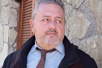 Γιώργος Καρβουνιάρης: Το ΠΑΣΟΚ και η ελπίδα επιστρέφουν στη χώρα