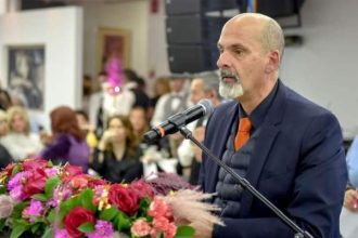 Ο Χαράλαμπος Μπονάνος στο γεύμα αγάπης