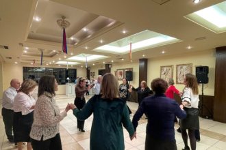 Αποκριάτικη χοροεσπερίδα από τους Αρκάδες της Πάτρας