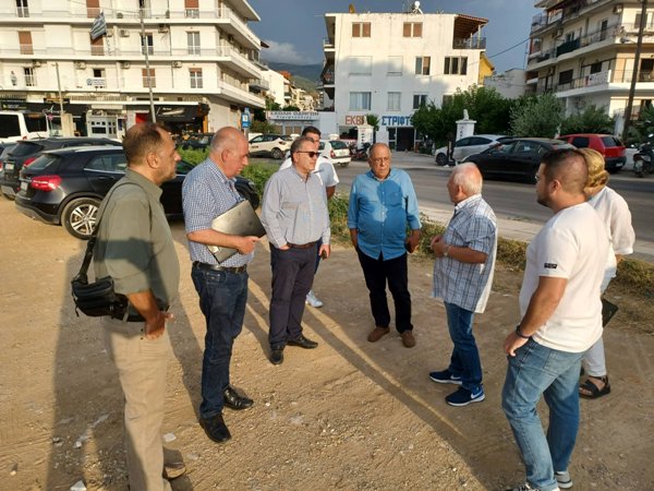 Πάτρα: Στην συνοικία της Ανθούπολης ο Νίκος Παπαδημάτος