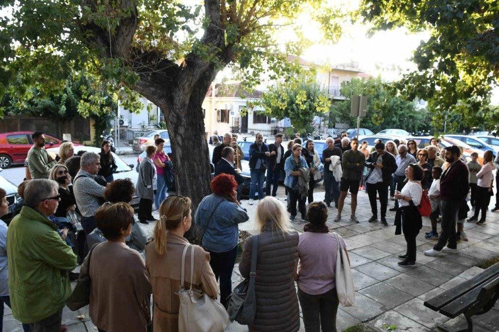 Πάτρα: Δεκάδες πολίτες, όλων των ηλικιών πήραν μέρος στον α΄ «Ιστορικό Περίπατο»