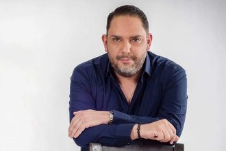 Στέλιος Διονυσίου για Μαρινέλλα: «Μιλάμε για ένα μύθο και την μεγαλύτερη τραγουδίστρια στην Ελλάδα»