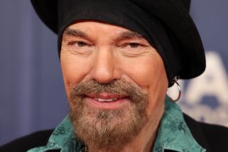 Ο Άγγελος Τσιγκρής εύχεται στους υποψήφιους των πανελλαδικών εξετάσεων