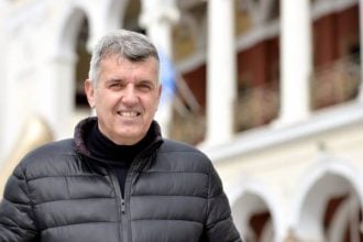 Η κατάρρευση της κοινωνίας βάζει τέλος στο αφήγημα της ΝΔ