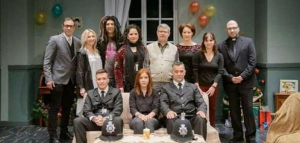 Στην Πάτρα ταξιδεύει η θεατρική παράσταση “O φίλος μου ο Λευτεράκης” την οποία παρουσιάζει η ομάδα των αστυνομικών ΘΕΑΤΡόPOLICE