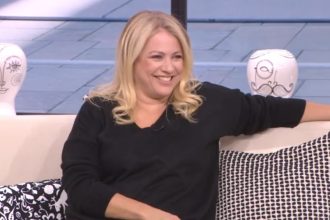 Μαριάννα Τουμασάτου: «Θα ήθελα η κόρη μου να βρει έναν σύντροφο υποστηρικτικό σαν τον πατέρα της»