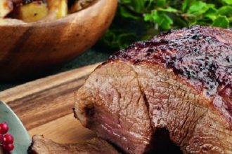 Χοιρινό με πατάτες στο φούρνο