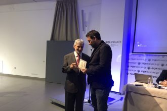 Ο Δήμος Ρόδου τίμησε τον Γιώργο Ζαχαριάδη (ΦΩΤΟ)