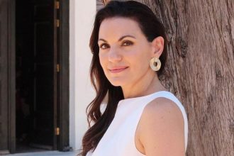 Όλγα Κεφαλογιάννη: «Όταν γεννήθηκαν τα παιδιά μου ήταν σαν να άρχισε ξανά και η δίκη μου ζωή»