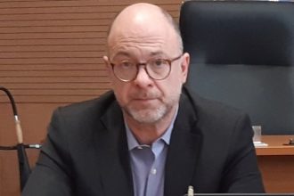 Ο Αντιπεριφερειάρχης Τάκης Παπαδόπουλος με κινεζική αντιπροσωπεία