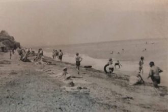 Η παραλία της Ταραντέλας και οι καλύβες στον Αλισσό τη δεκαετία του 60! ΦΩΤΟ