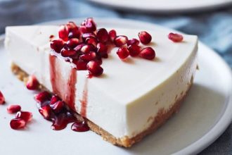 Λαχταριστό cheesecake με γιαούρτι και ρόδι!