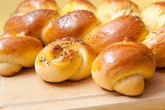 Τσουρέκι με Σοκολάτα και Πορτοκάλι