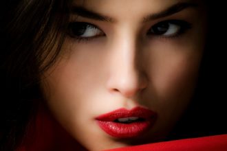 Οι γυναίκες αυτών των ζωδίων είναι οι πιο «περιζήτητες»