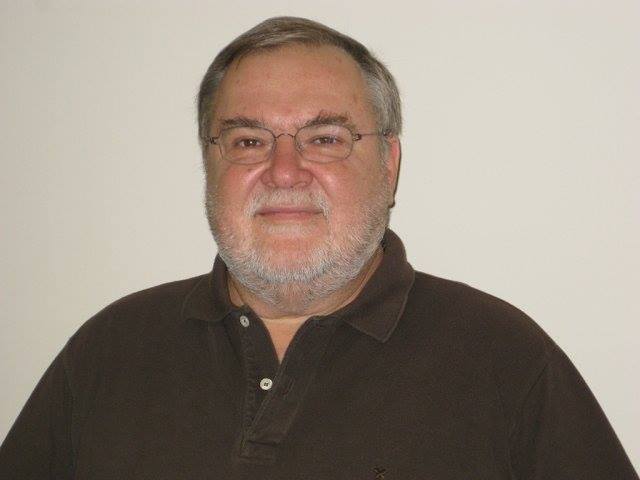 Ο Κώστας Ταβαντζής θα διαθέσει δωρεάν το νέο του βιβλίο Χημείας