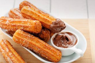 Τσούρος με σοκολάτα