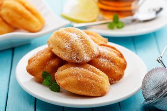 Μαντλέν με πορτοκάλι