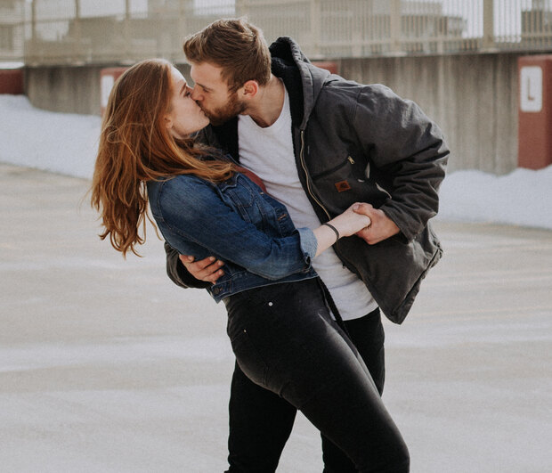 Γιατί σταμάτησε να απαντάει στα μηνύματά σου; 6 βασικοί λόγοι