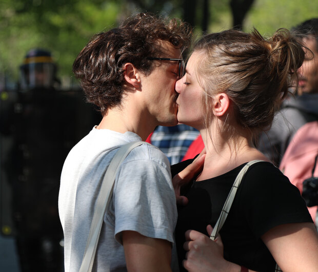 Το βασικό τρικ για να τον κάνεις να σε ερωτευτεί