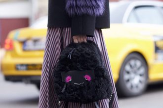 Όταν φοράμε αυτό το στυλ φούστας όλες φαινόμαστε πιο αδύνατες