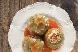 Κολοκύθια γεμιστά με κιμά κοτόπουλου και ρύζι