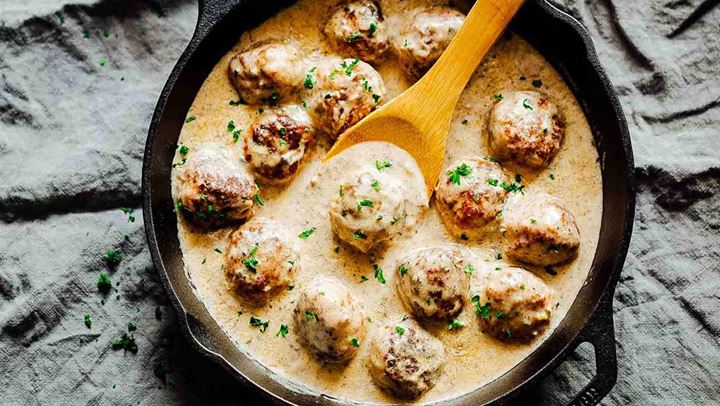 Κεφτεδάκια με σάλτσα μανιταριών